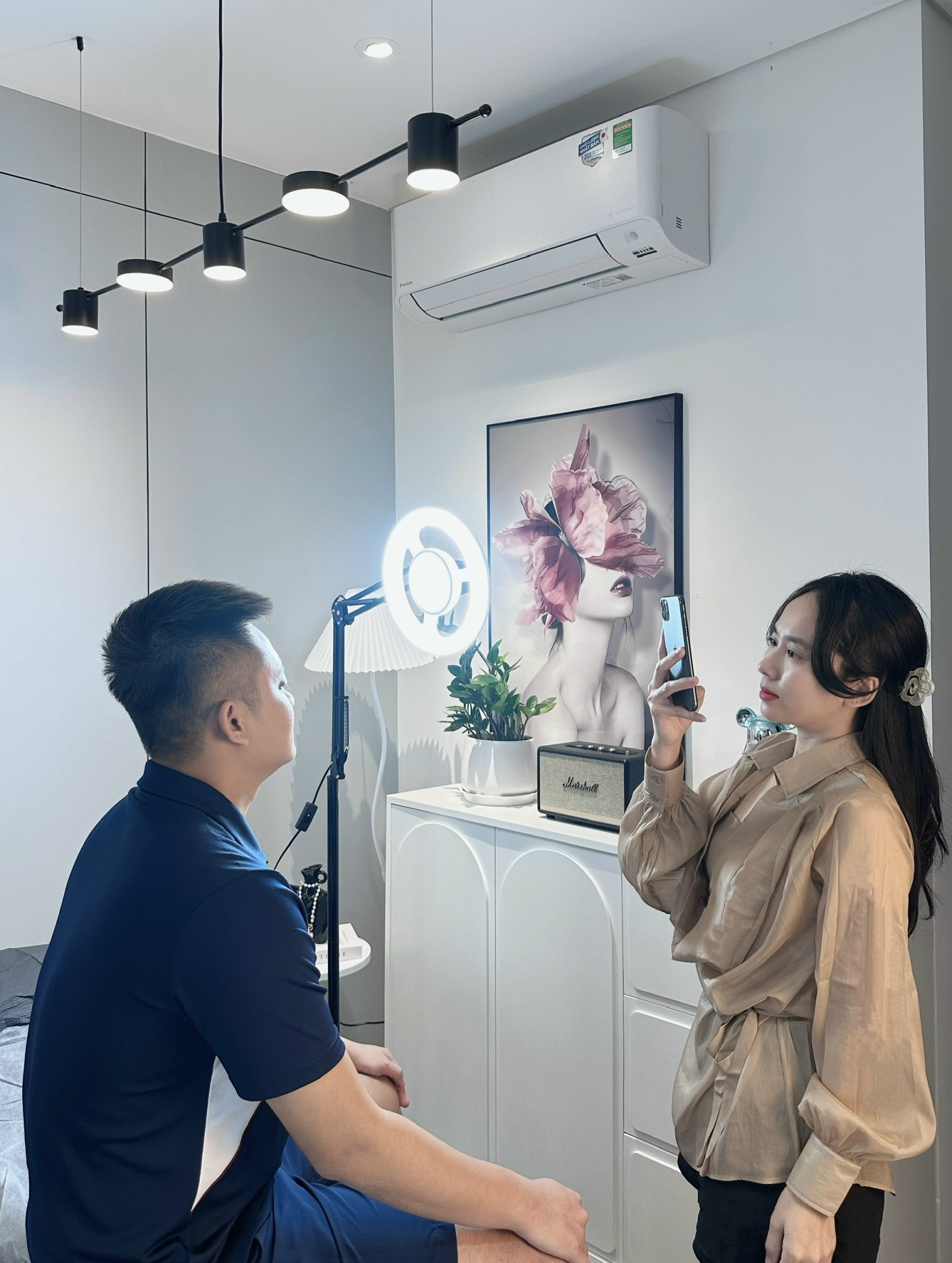 Khử thâm môi bước 3 - Lumi Beauty